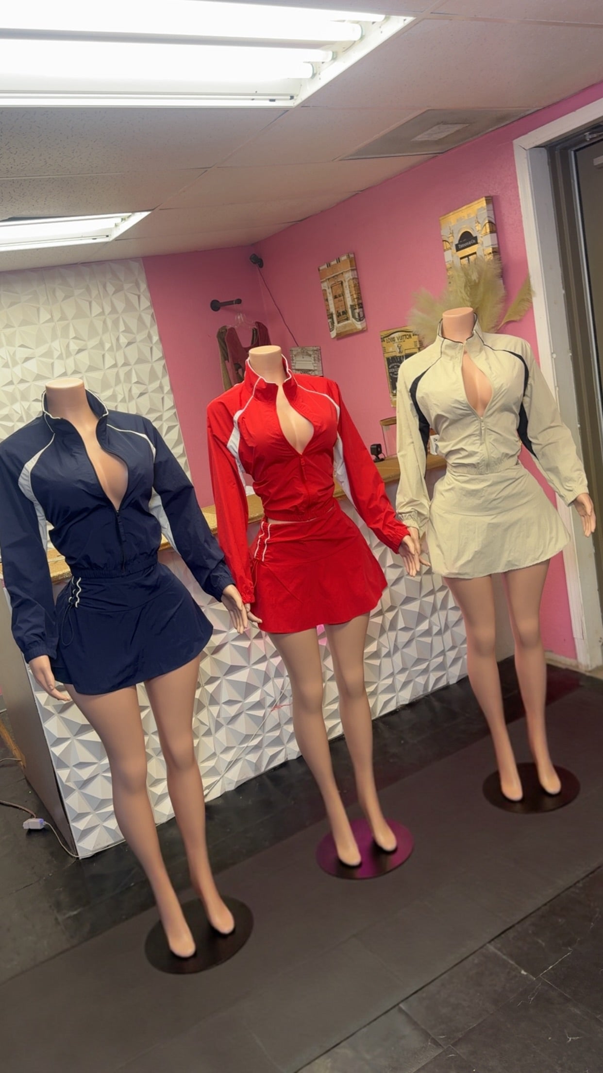 Women's Windbreaker skort set available in colors navy, red , beige 
